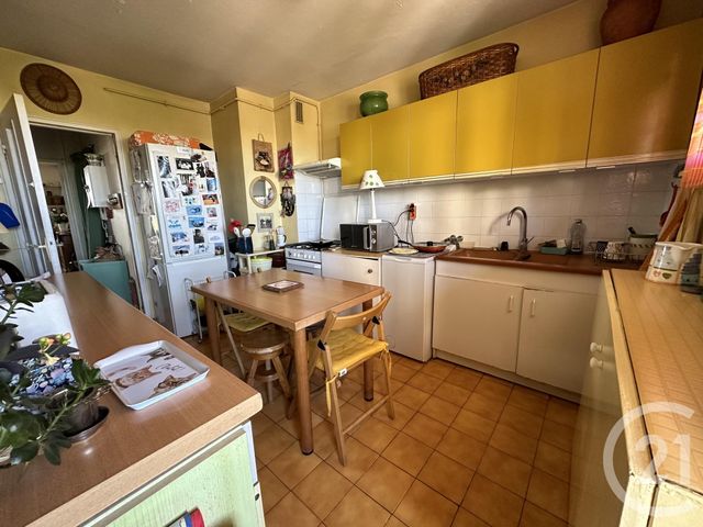 Appartement F4 à vendre - 4 pièces - 97.59 m2 - TOULON - 83 - PROVENCE-ALPES-COTE-D-AZUR - Century 21 Le Mourillon