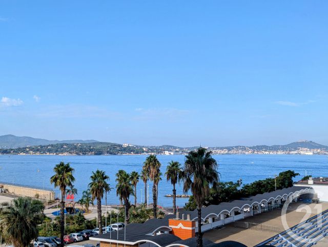 Appartement F3 à vendre - 3 pièces - 69.75 m2 - TOULON - 83 - PROVENCE-ALPES-COTE-D-AZUR - Century 21 Le Mourillon