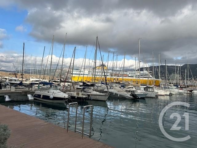 parking à vendre - 29.66 m2 - TOULON - 83 - PROVENCE-ALPES-COTE-D-AZUR - Century 21 Le Mourillon